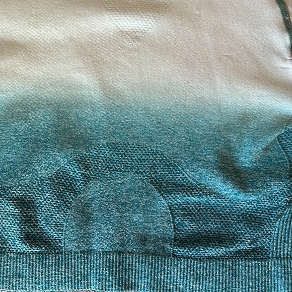 Women’s ombré workout set for the gym - Picture 3 of 6